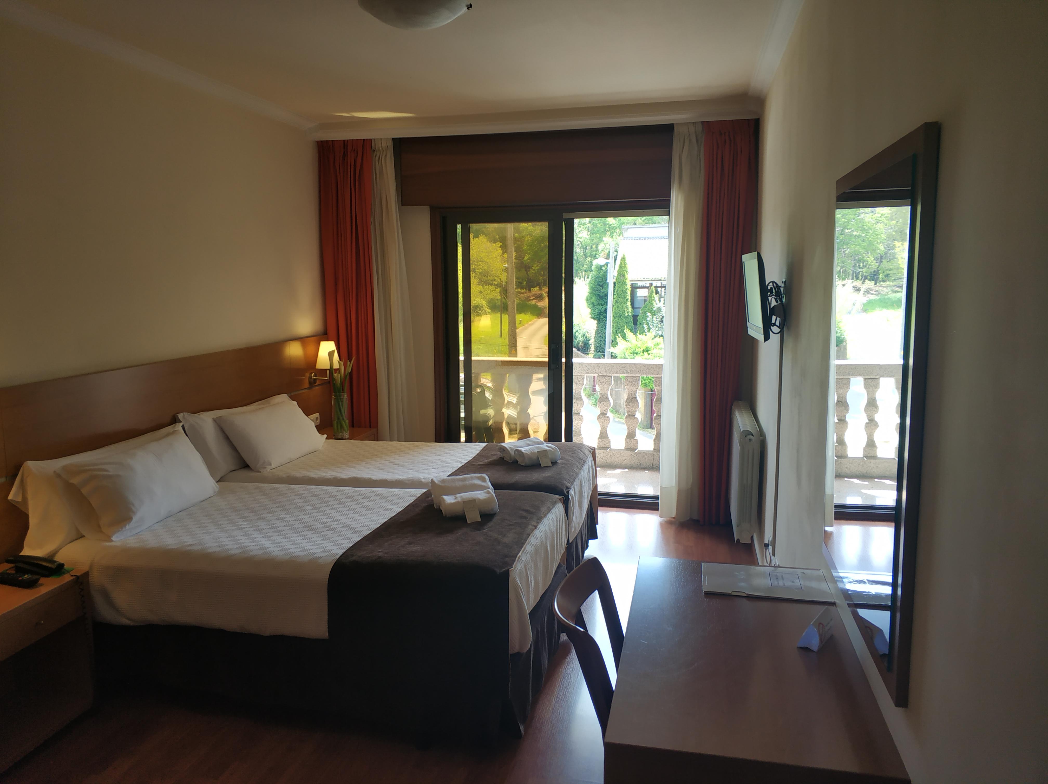 Hotel Avion By Bossh Hotels Vigo Exterior foto